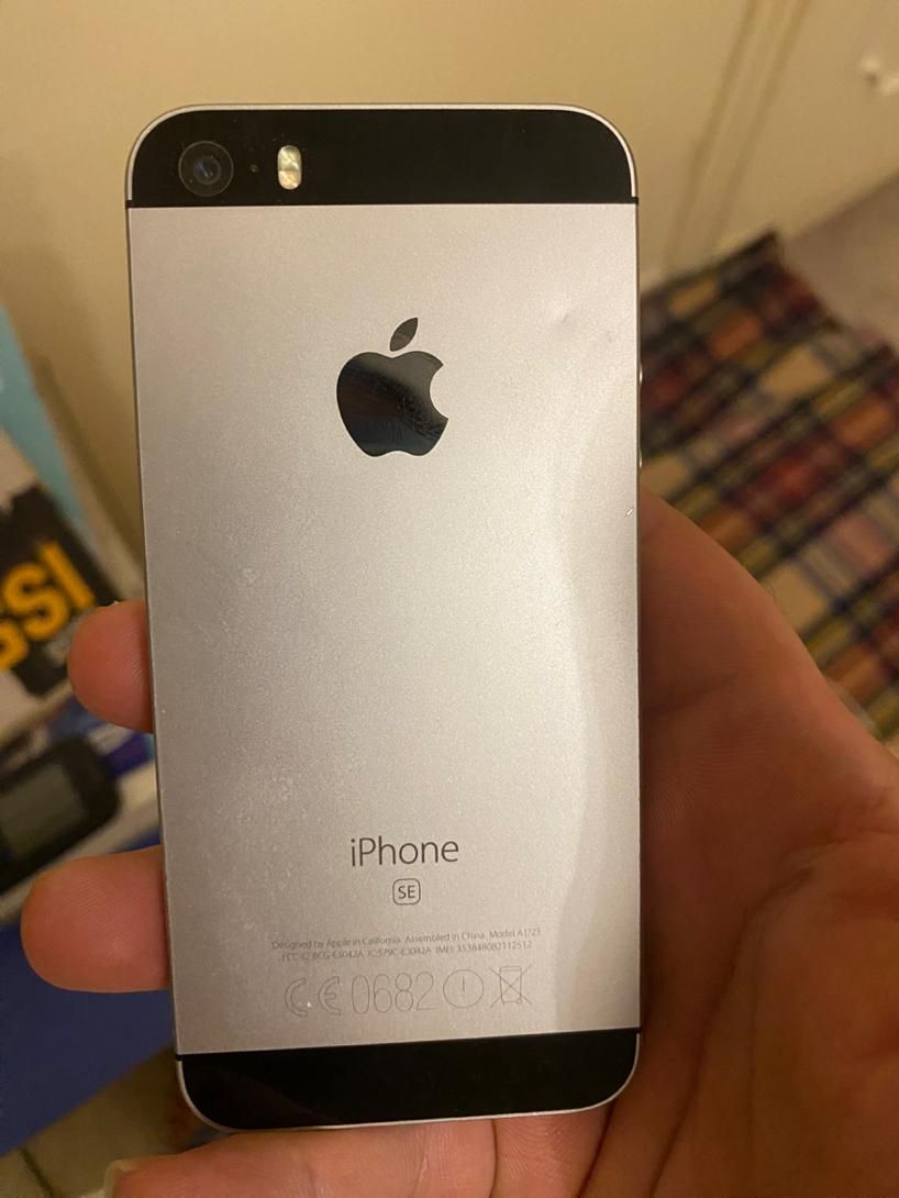 اپل iPhone 5c ۱۶ گیگابایت لاک شده|موبایل|تهران, شهرک غرب|دیوار