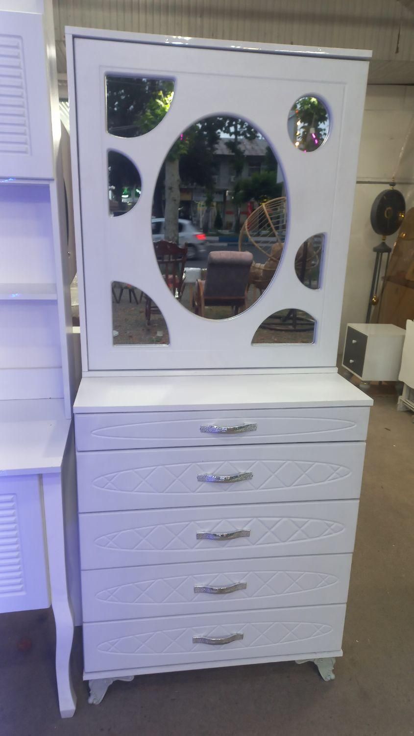 انواع کمد میز آرایش  بدون پیش پرداخت|مبلمان خانگی و میز عسلی|صومعهسرا, |دیوار