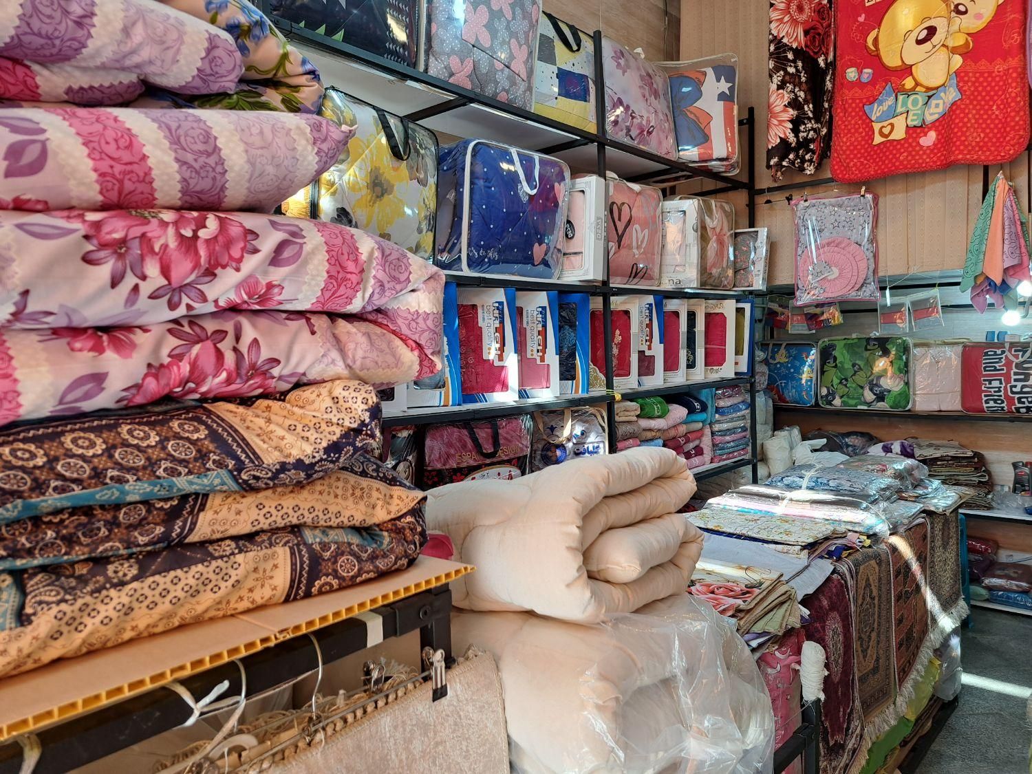 لحاف وتشک دوزی وحلاجی وبازسازی|رختخواب، بالش، پتو|تبریز, |دیوار