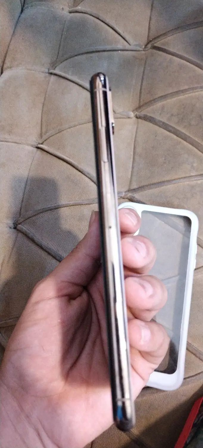 اپل iPhone XS Max با حافظهٔ ۲۵۶ گیگابایت|موبایل|همدان, |دیوار