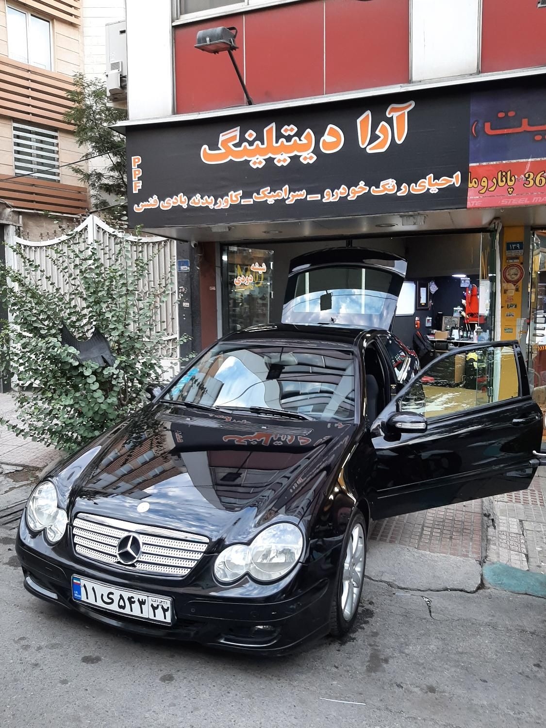 برقکار خودرو وپولیش کار )( دیتیلینگ )|استخدام صنعتی، فنی، مهندسی|تهران, عباس‌آباد|دیوار