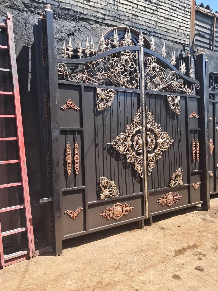 درب حیاط ویلایی باغچه باغ باغی فرفورژه ای|مصالح و تجهیزات ساختمان|تهران, شهرک ابوذر|دیوار