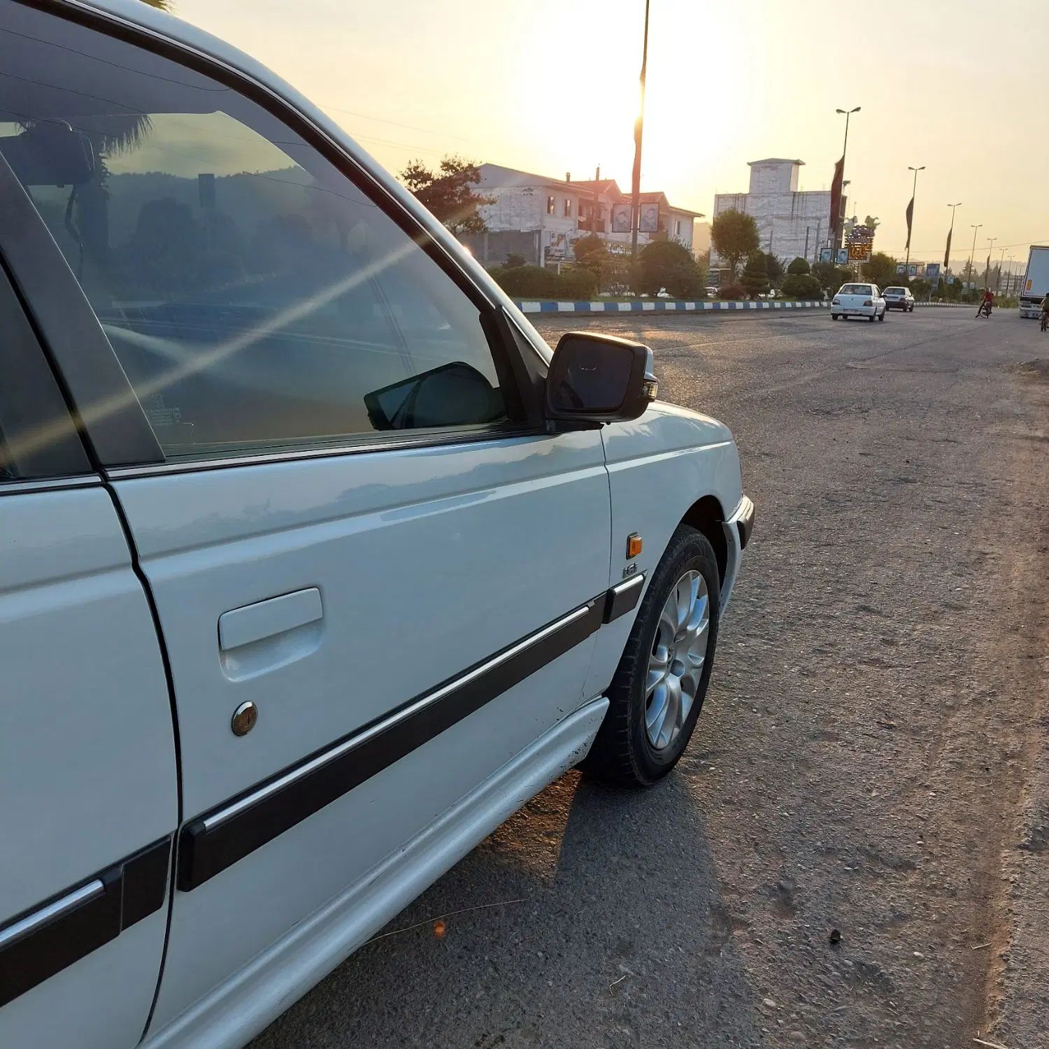 پژو پارس اتوماتیک مدل ۹۱|خودرو سواری و وانت|رشت, جانبازان|دیوار