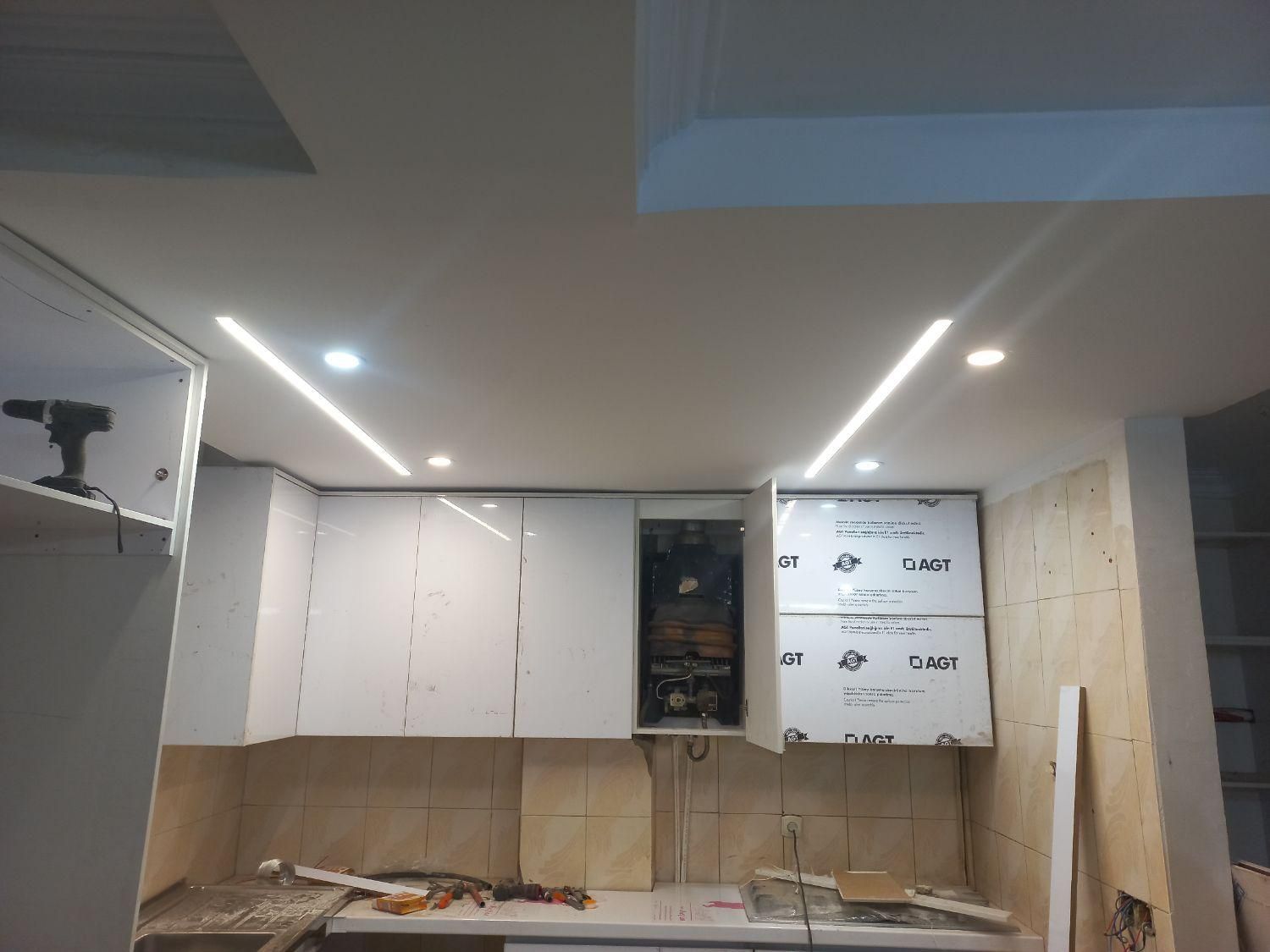 خدمات فنی برقکاری و تاسیسات نصیری|خدمات پیشه و مهارت|اندیشه, اندیشه فاز ۱|دیوار