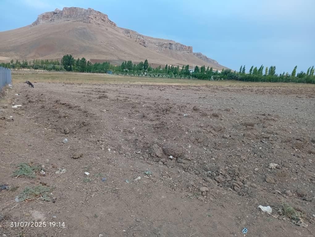 زمین چنگیز قلعه بهترین لوکیشن مخصوص باغ|فروش زمین و ملک کلنگی|بیجار, |دیوار