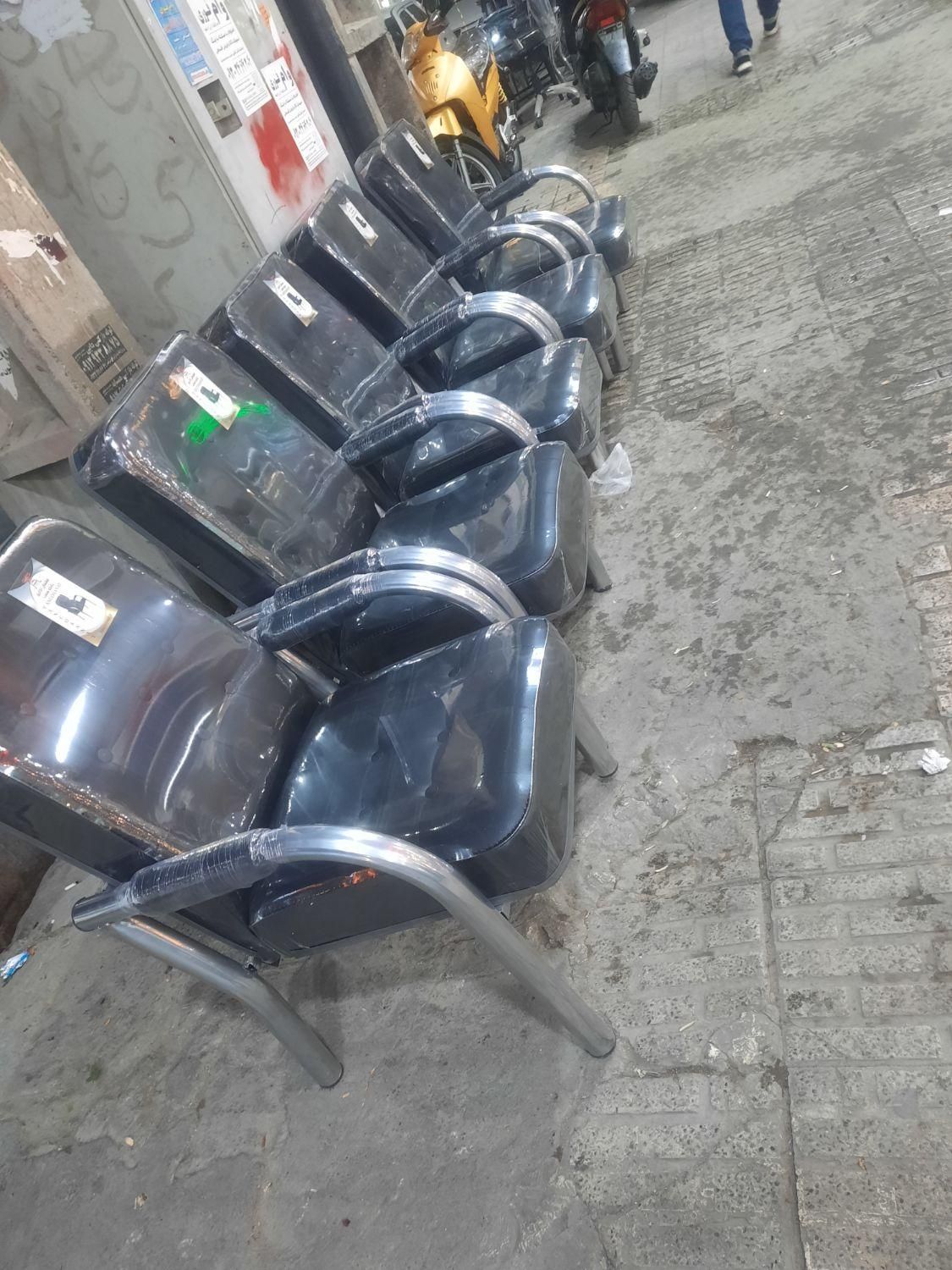 صندلی مبلی انتظار مشتری کنفرانس املاک|صندلی و نیمکت|قدس, شهر‌قدس|دیوار