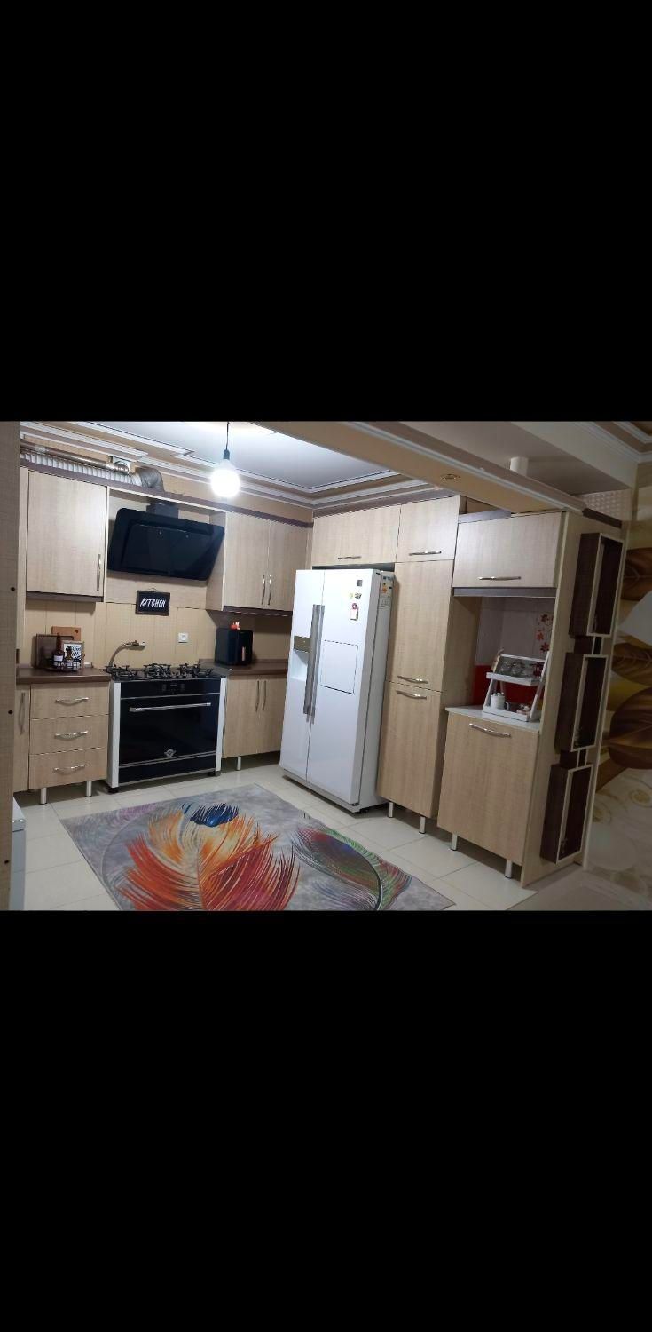 رهن آپارتمان ۸۵ متری ۲ خوابه بر بلوار گل ها الهیه|اجارهٔ آپارتمان|کرمانشاه, |دیوار