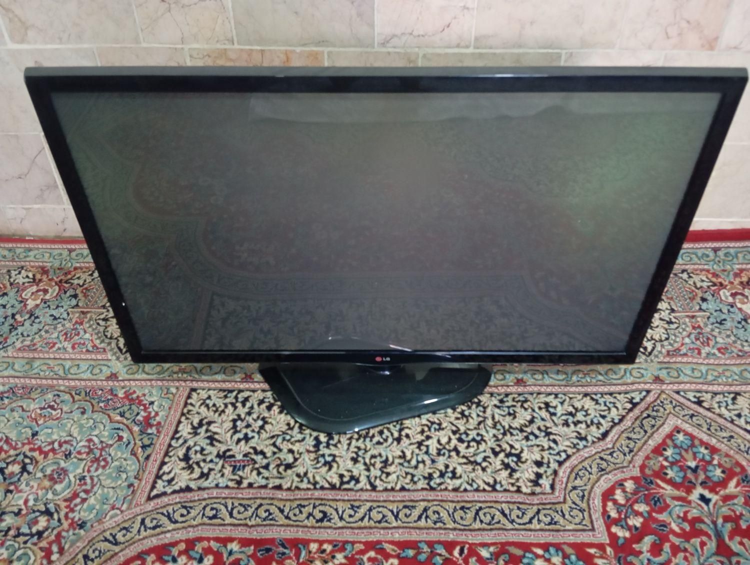 سلام فروش تلویزیون ال جی|تلویزیون و پروژکتور|کرمان, |دیوار