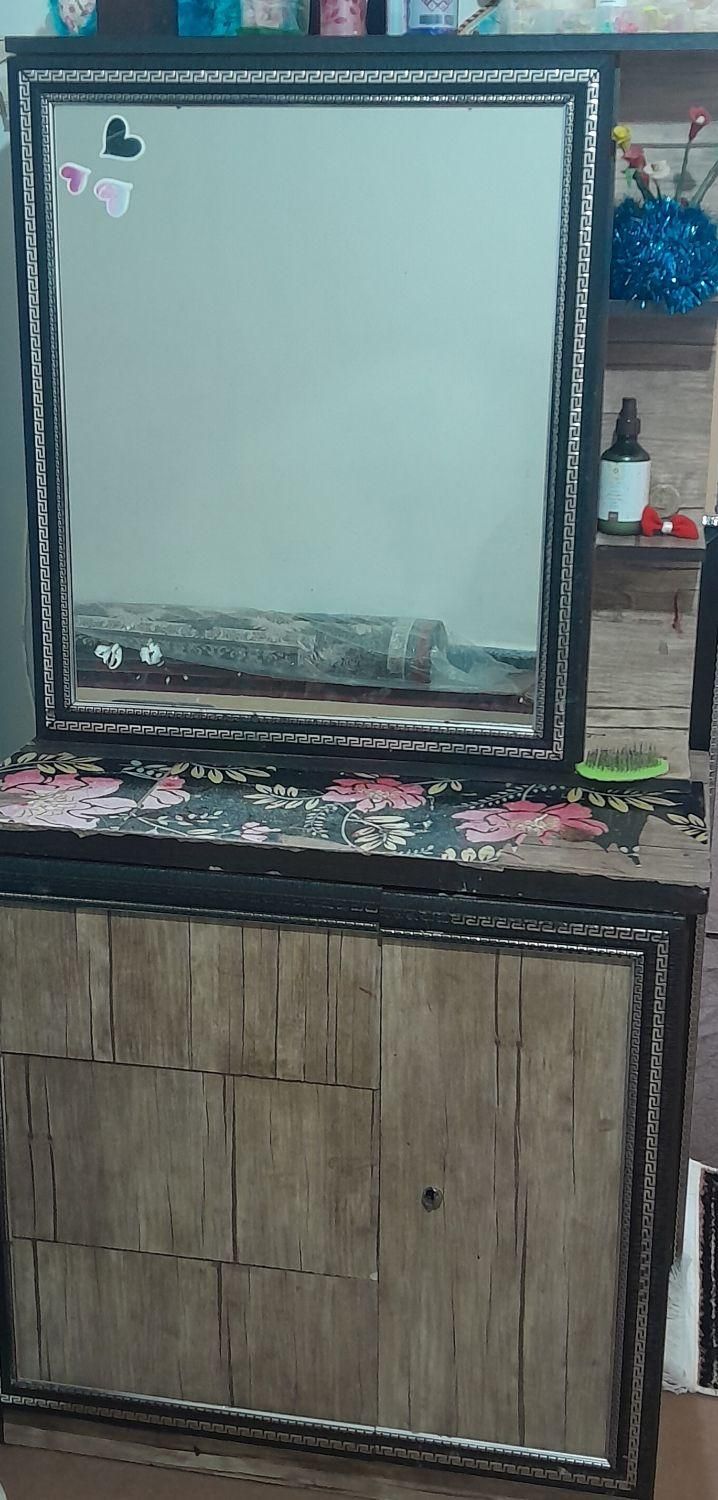 میز توالت تمیز|تخت و سرویس خواب|مسجد سلیمان, |دیوار