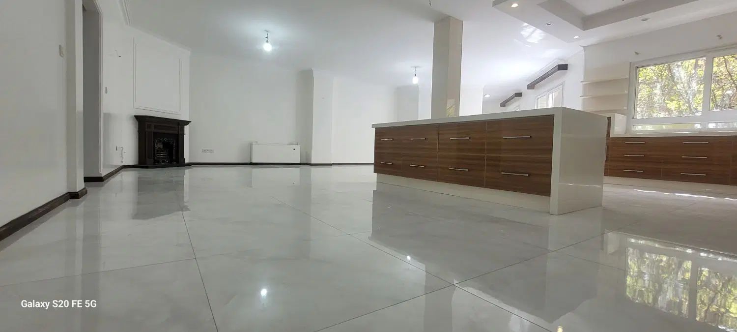 نیاوران سه راه یاسر ۲۱۰متر ۳خ شیک،غرق نور|اجارهٔ آپارتمان|تهران, دزاشیب|دیوار