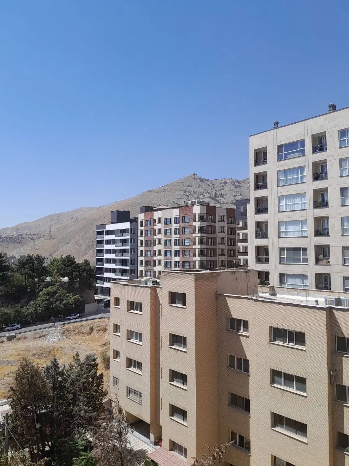 اوین 56 متر . مجرد . خانواده /غرق در نور  ویو ابدی|اجارهٔ آپارتمان|تهران, اوین|دیوار