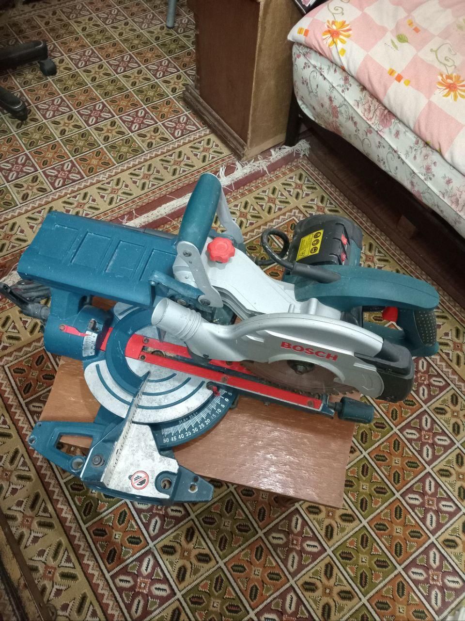 اره فارسی بر بوش اصلی‌‌‌‌ bosch|ماشین‌آلات صنعتی|مشهد, هفده شهریور|دیوار