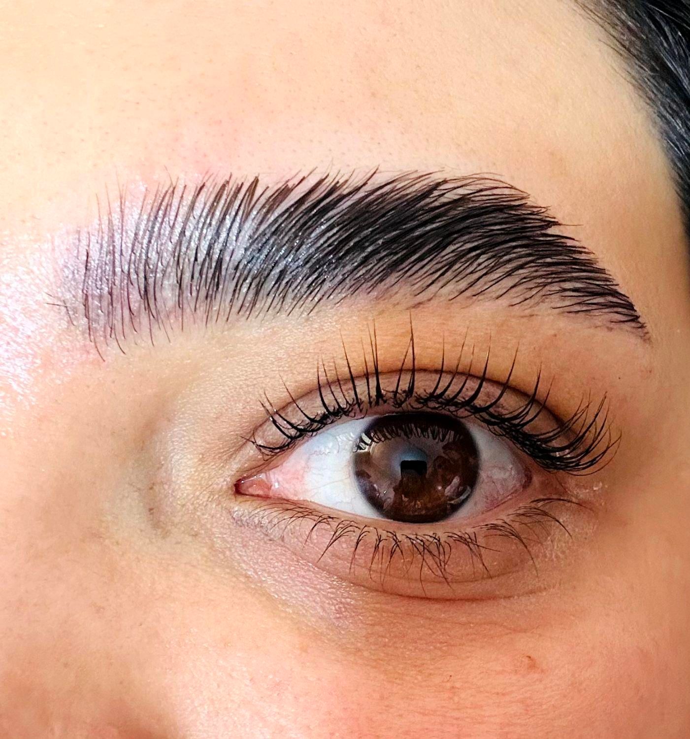 لیفت و لمینت مژه و ابرو و اکستنشن مژه|خدمات آرایشگری و زیبایی|فولادشهر, B2|دیوار