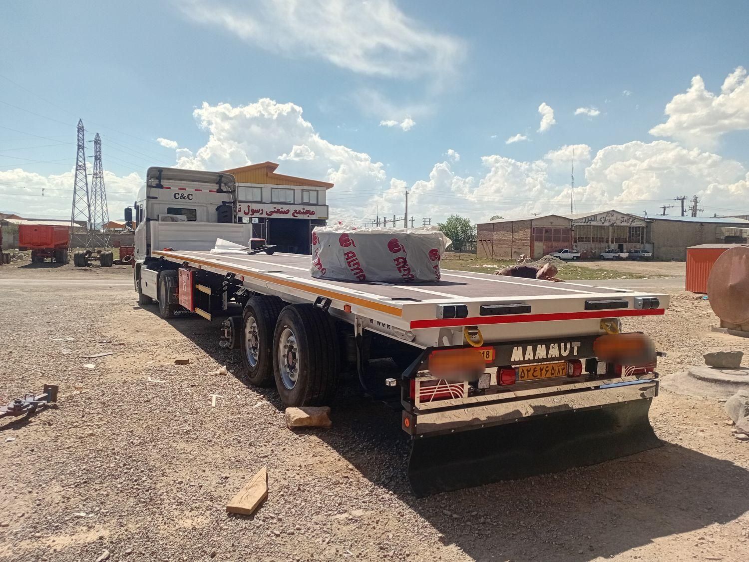 تولیدانواع تریلرهای کمپرسی لبه تیغه کانتین کفی|قطعات یدکی و لوازم جانبی|همدان, |دیوار