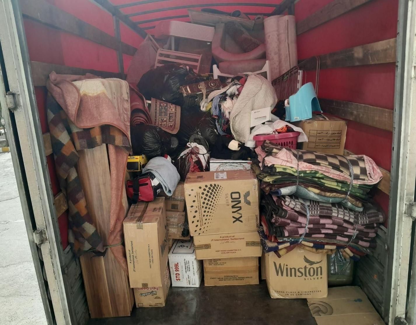 اثاث کشی و حمل بار با کارگر حرفه ای|خدمات حمل و نقل|کامیاران, |دیوار