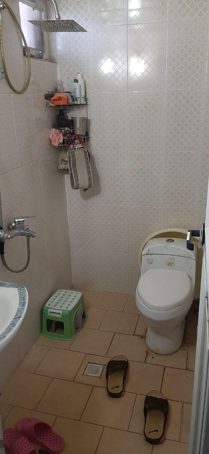 منزل ویلای دوخوابه بازسازی کامل|فروش خانه و ویلا|شیراز, شیشه‌گری|دیوار