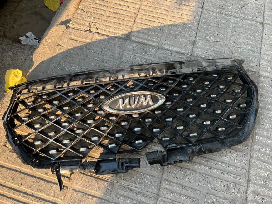 جلو پنجره ام وی ام x22 pro|قطعات یدکی و لوازم جانبی|تهران, جنت‌آباد جنوبی|دیوار