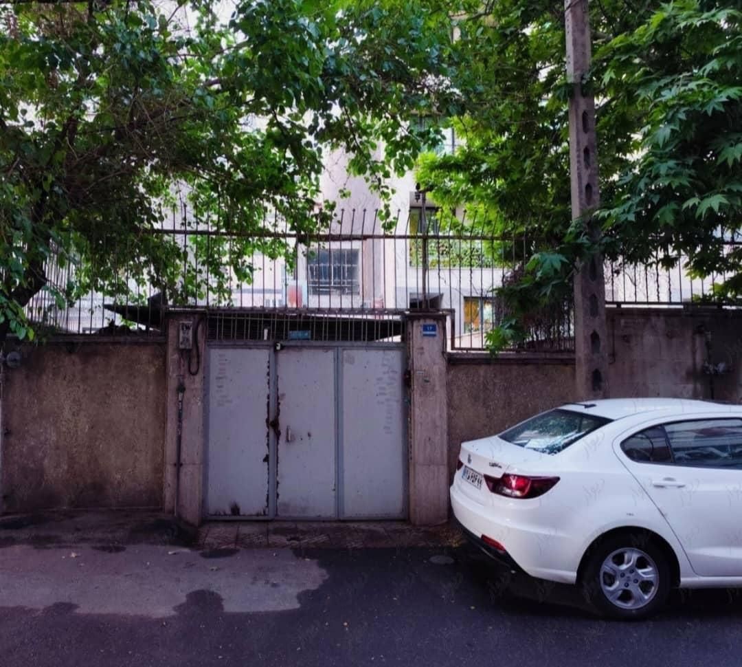 فروش ملک کلنگی ۲۴۷ متری در نارمک میدان ۵۷|فروش زمین و ملک کلنگی|تهران, نارمک|دیوار