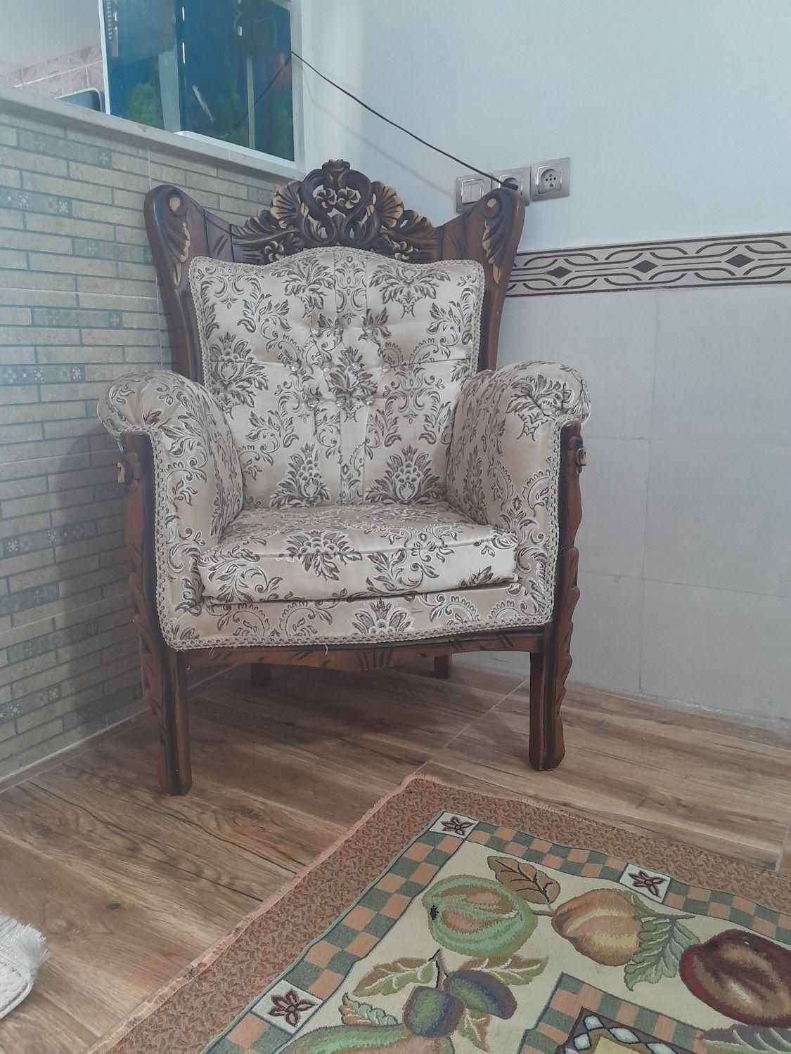 مبلمان سلطنتی|مبلمان خانگی و میز عسلی|تاکستان, |دیوار