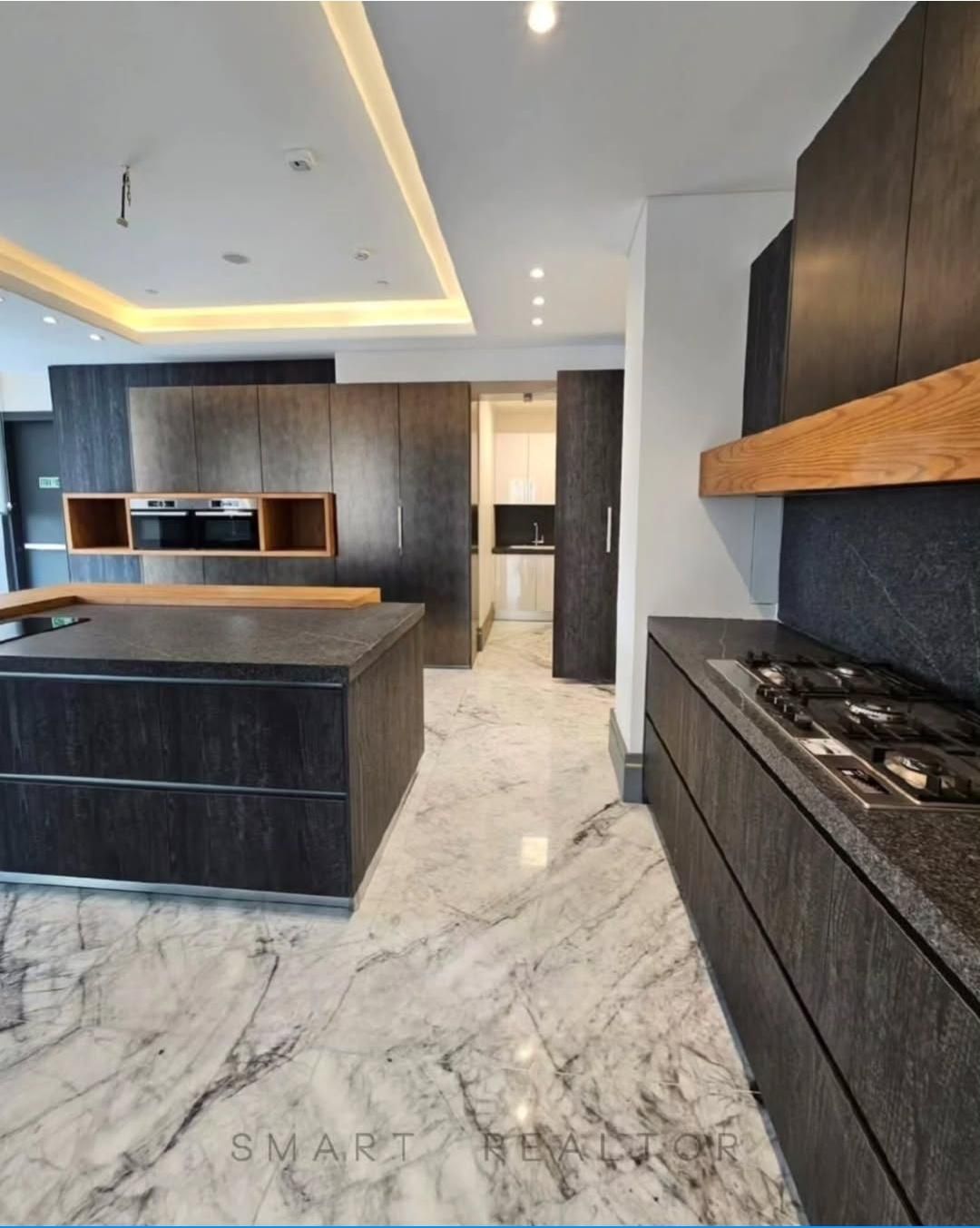 220 متر / ویو عالی آرارات / ونک