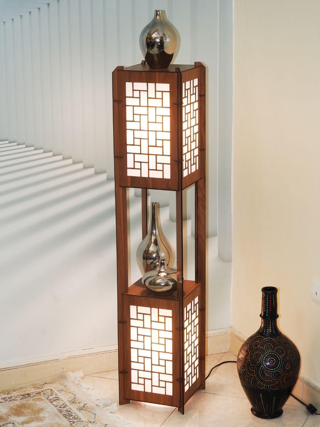 آباژور ایستاده، استند کنار سالنی چوبی|چراغ خواب و آباژور|تهران, شهرک ولیعصر جنوبی|دیوار