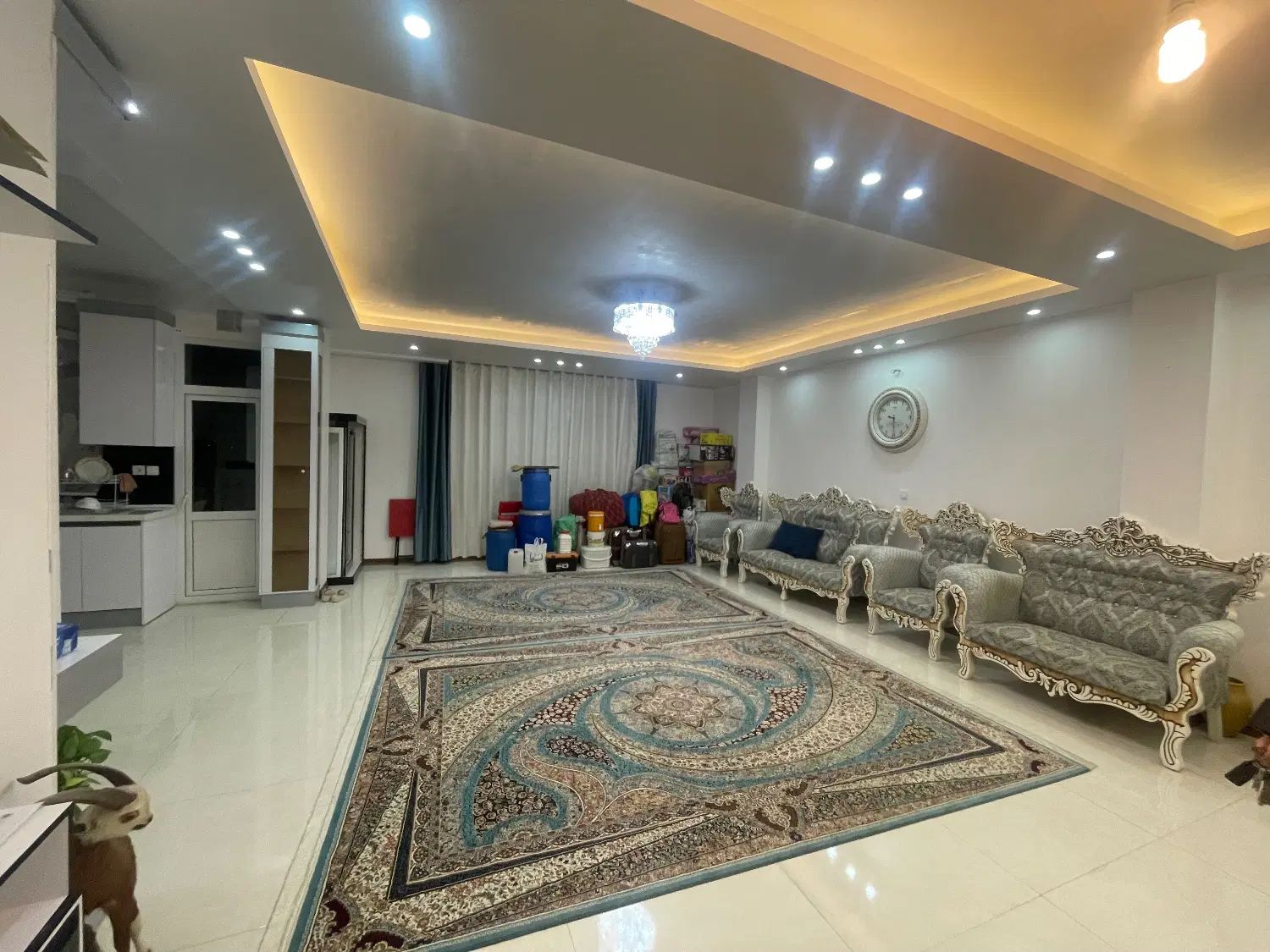 فول امکانات/نوساز/۳خواب/بسیجیان|اجارهٔ آپارتمان|شیروان (خراسان), |دیوار