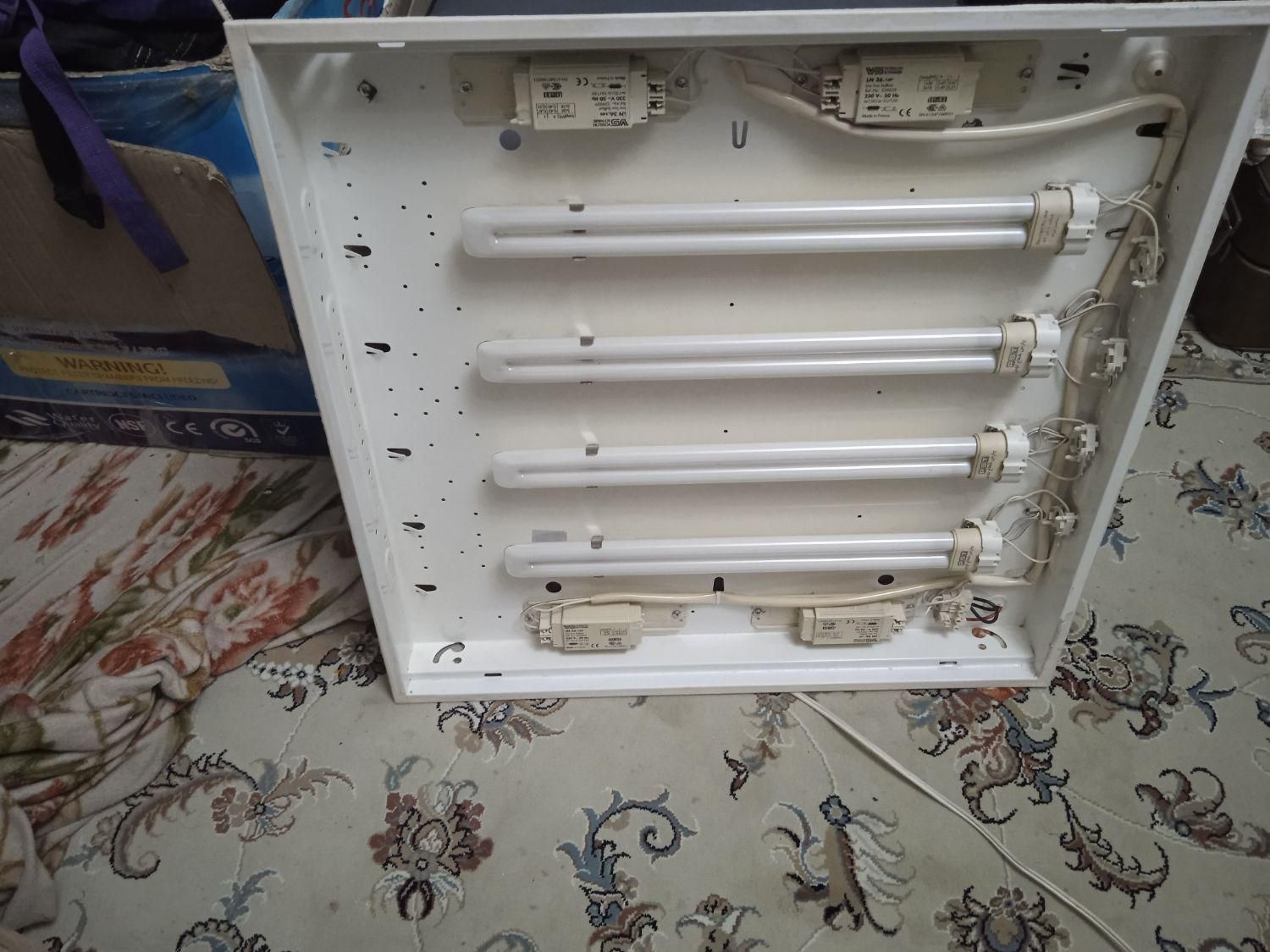 مهتابی سقفی وچهارمهتابی میخوره ودستگیره وقفل در|لامپ و چراغ|پرند, فاز ۵|دیوار