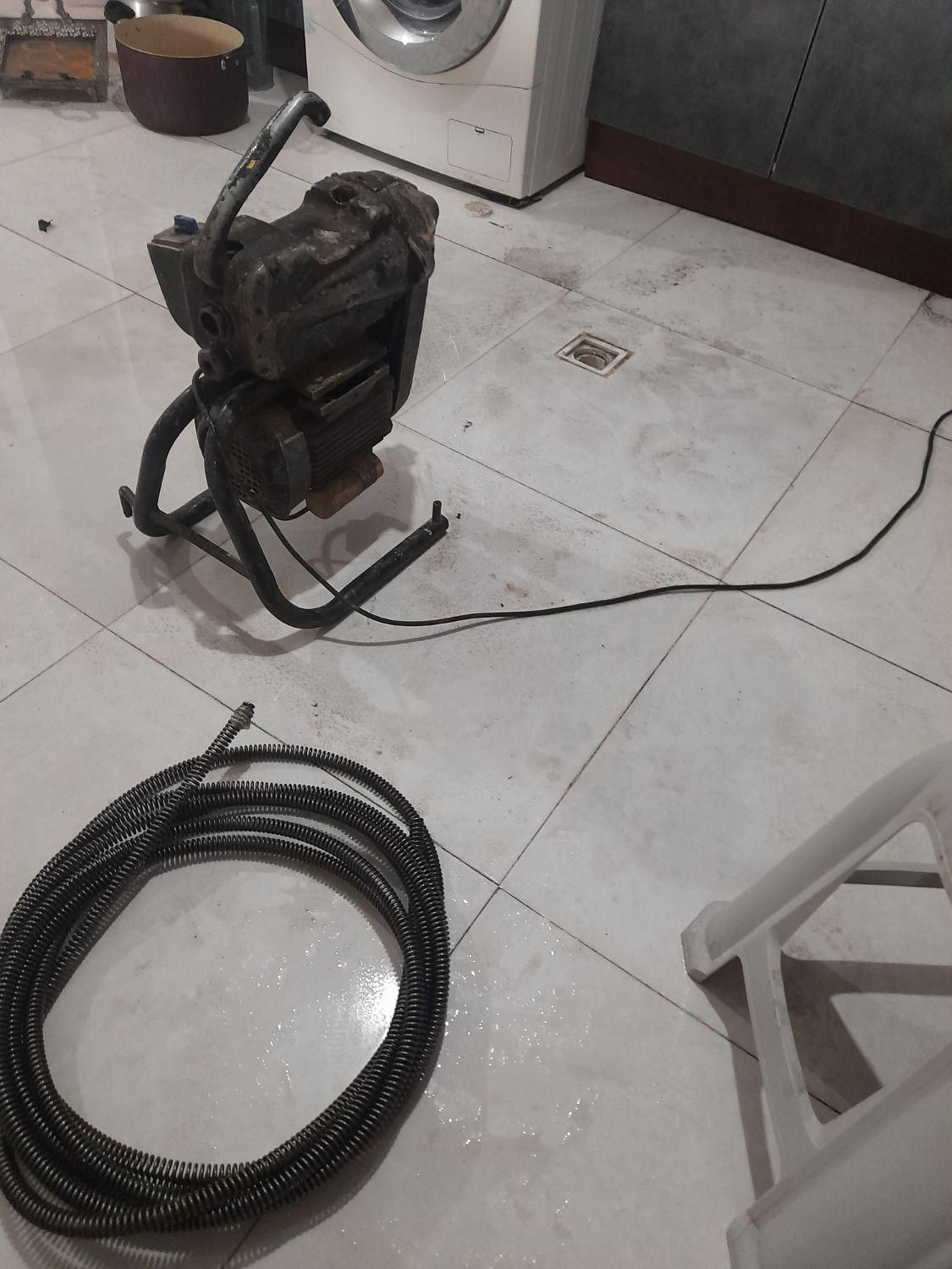 لوله بازکنی شبانه روی ۲۴ ساعته کل کرج ۲۰ دقیقه ای|خدمات پیشه و مهارت|کرج, حسین‌آباد|دیوار