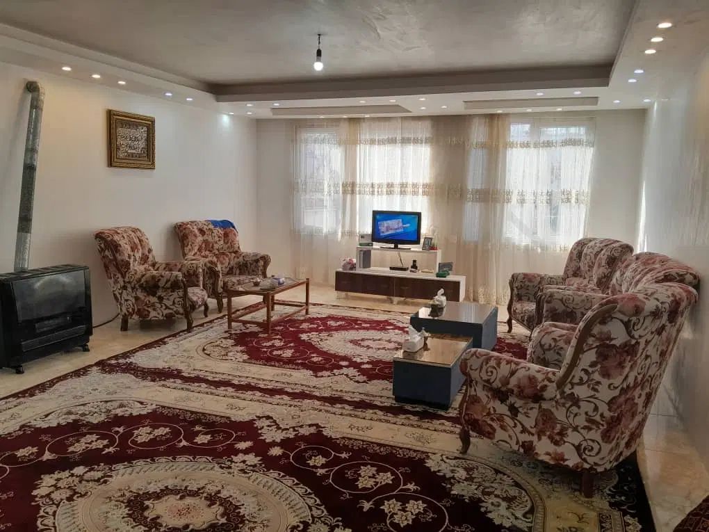 ویلایی ۱۷۱ متری خیابان ساسانی قابل تهاتر|فروش خانه و ویلا|کرج, اکبرآباد|دیوار