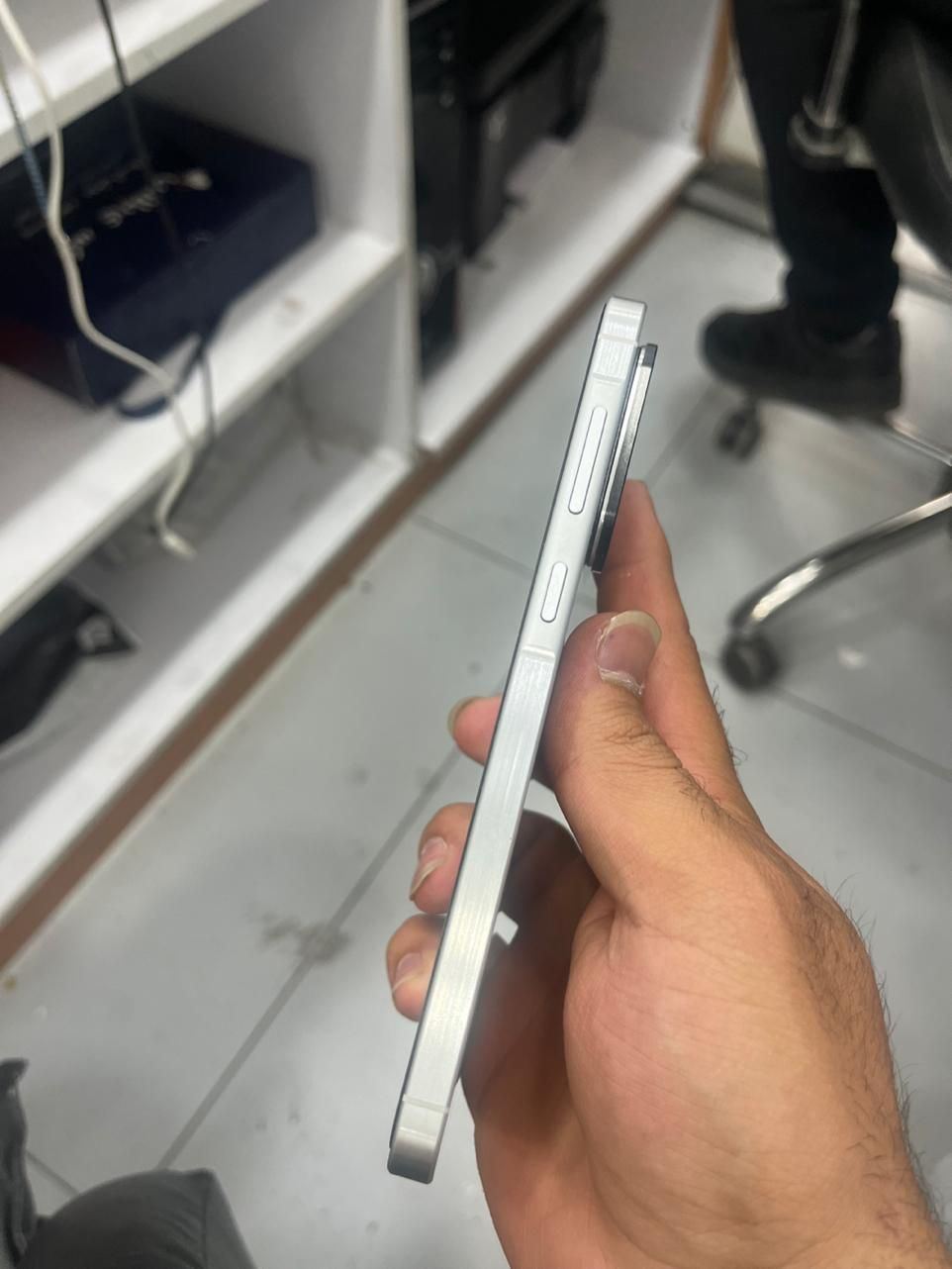 سامسونگ galaxy a56 با حافظهٔ ۲۵۶ گیگابایت|موبایل|اصفهان, آبشار|دیوار