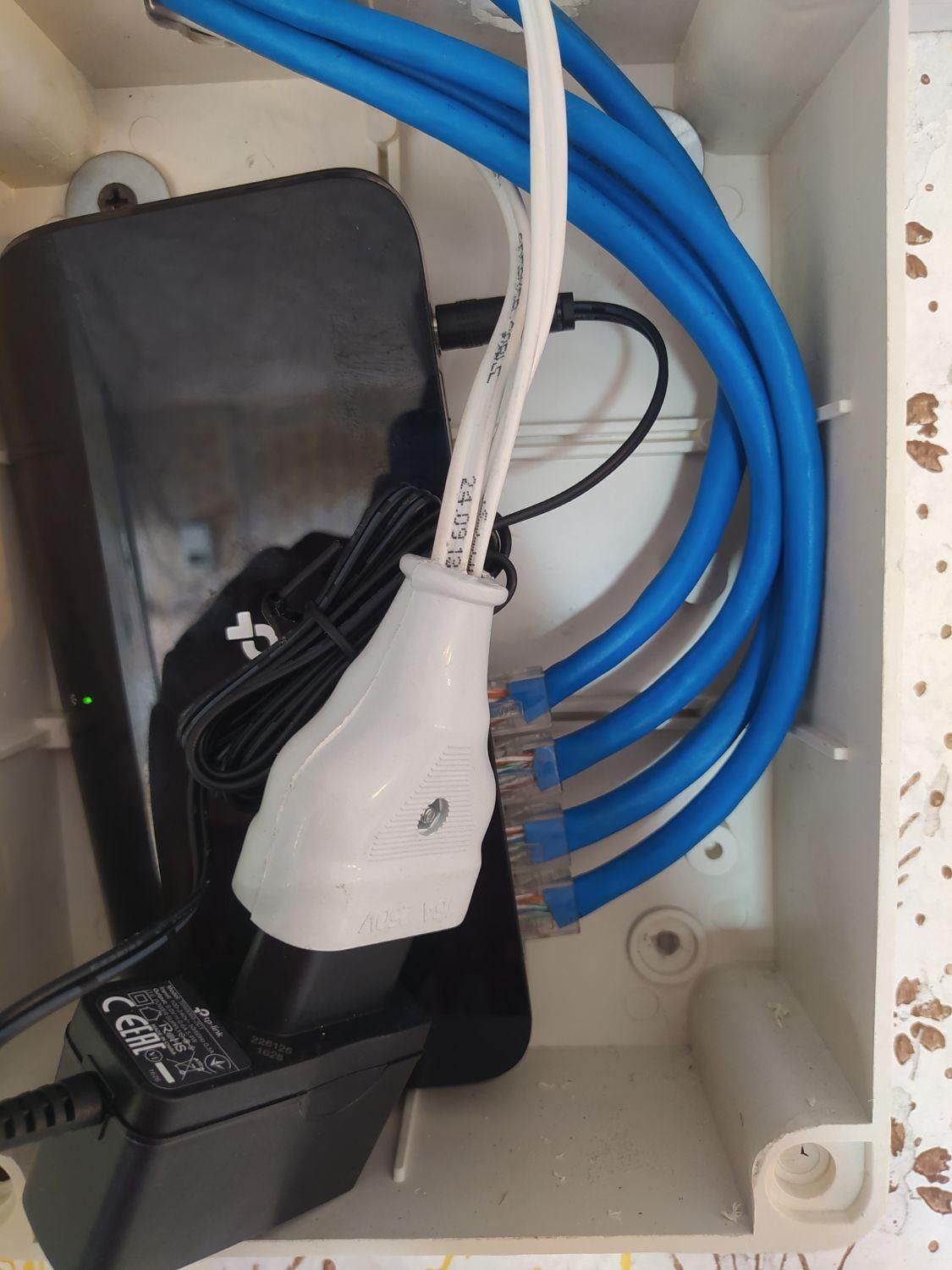 نصب دوربین و دزدگیر نقد اقساط|خدمات پیشه و مهارت|بروجرد, |دیوار