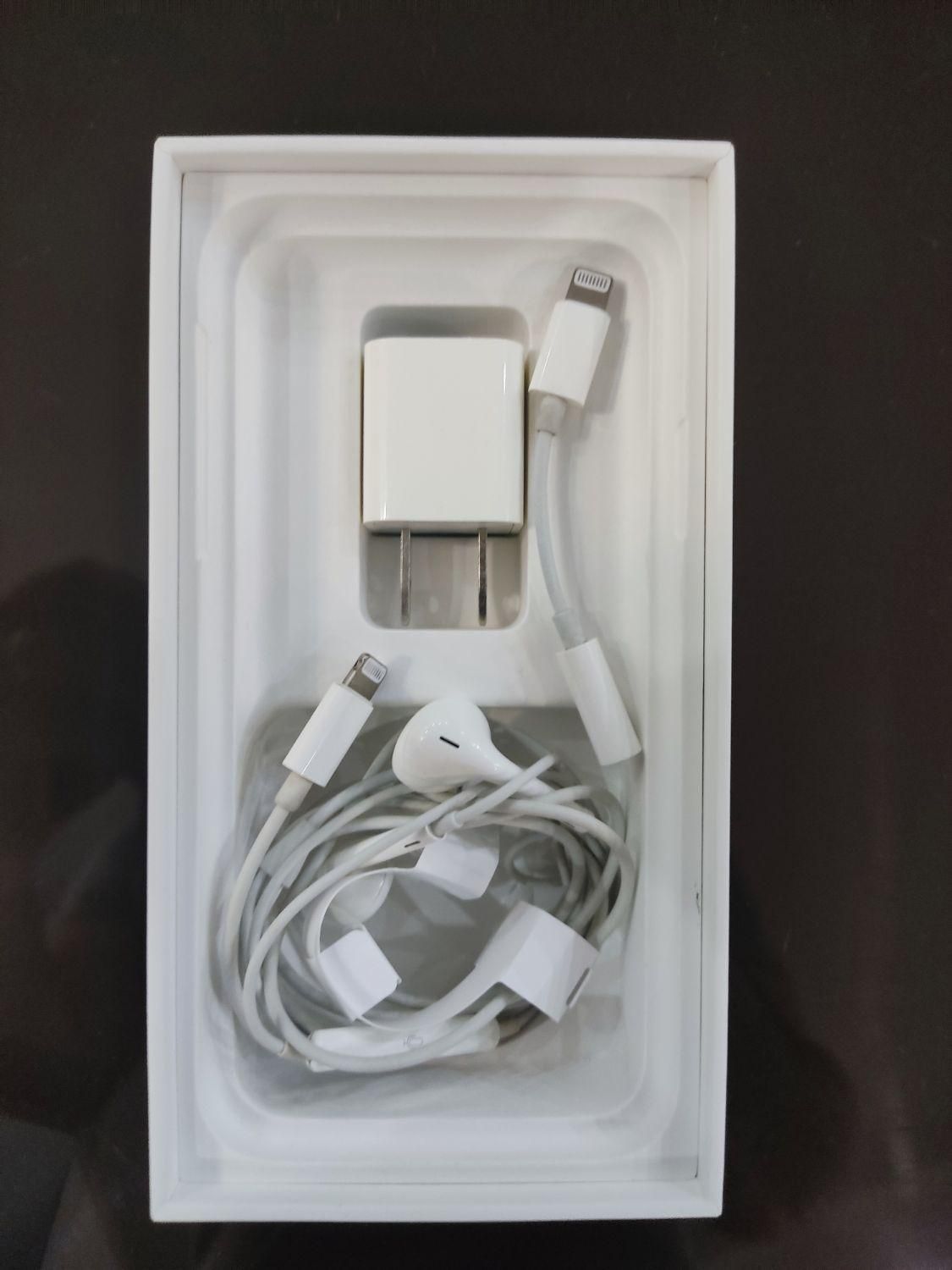 اپل iPhone X با حافظهٔ ۲۵۶ گیگابایت|موبایل|کرج, هفت تیر|دیوار