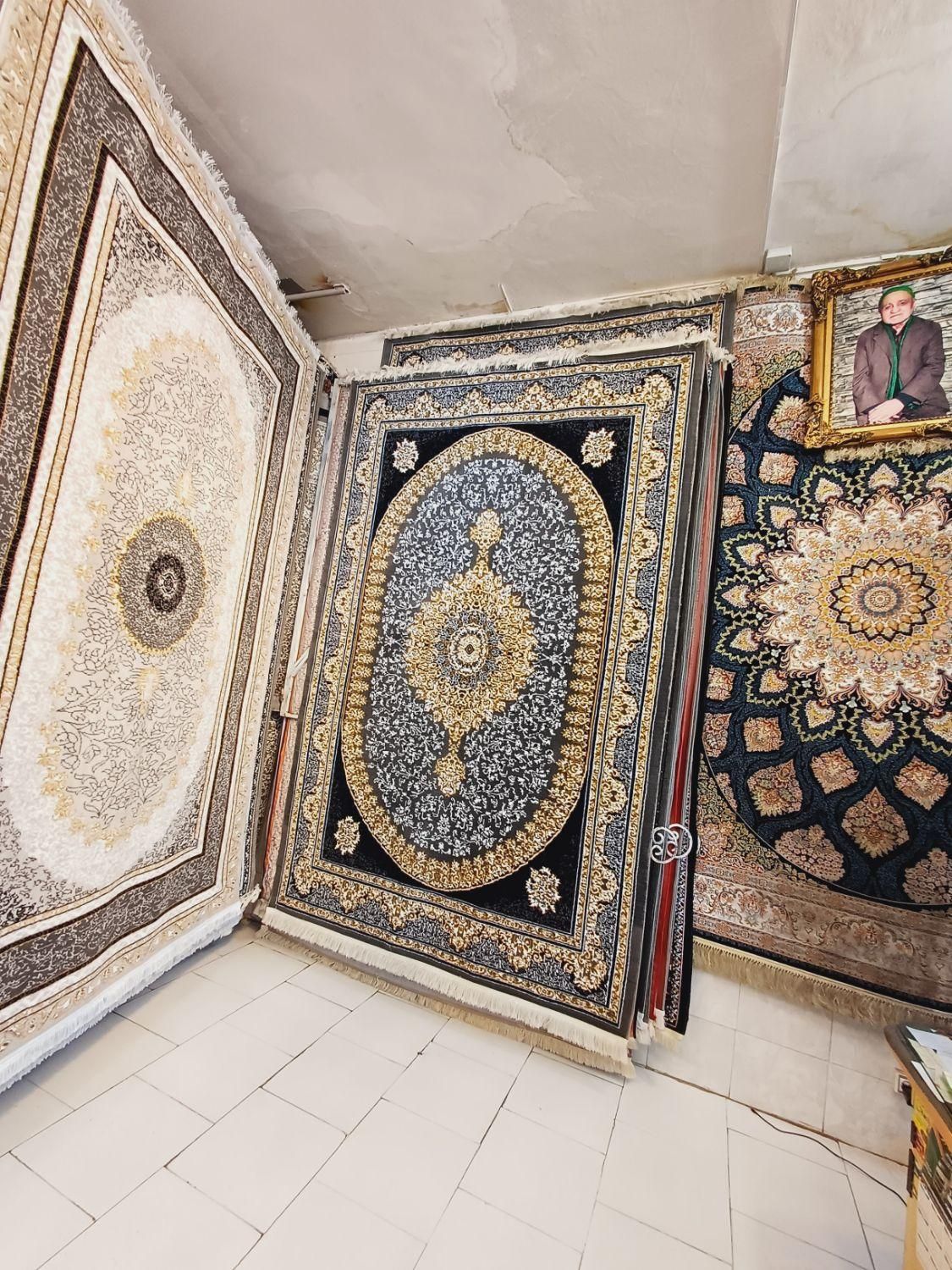 فرش۹متری در فروشگاه حاجی حسینی فقط ۳/۵۰۰ ت|فرش|مشهد, طلاب|دیوار