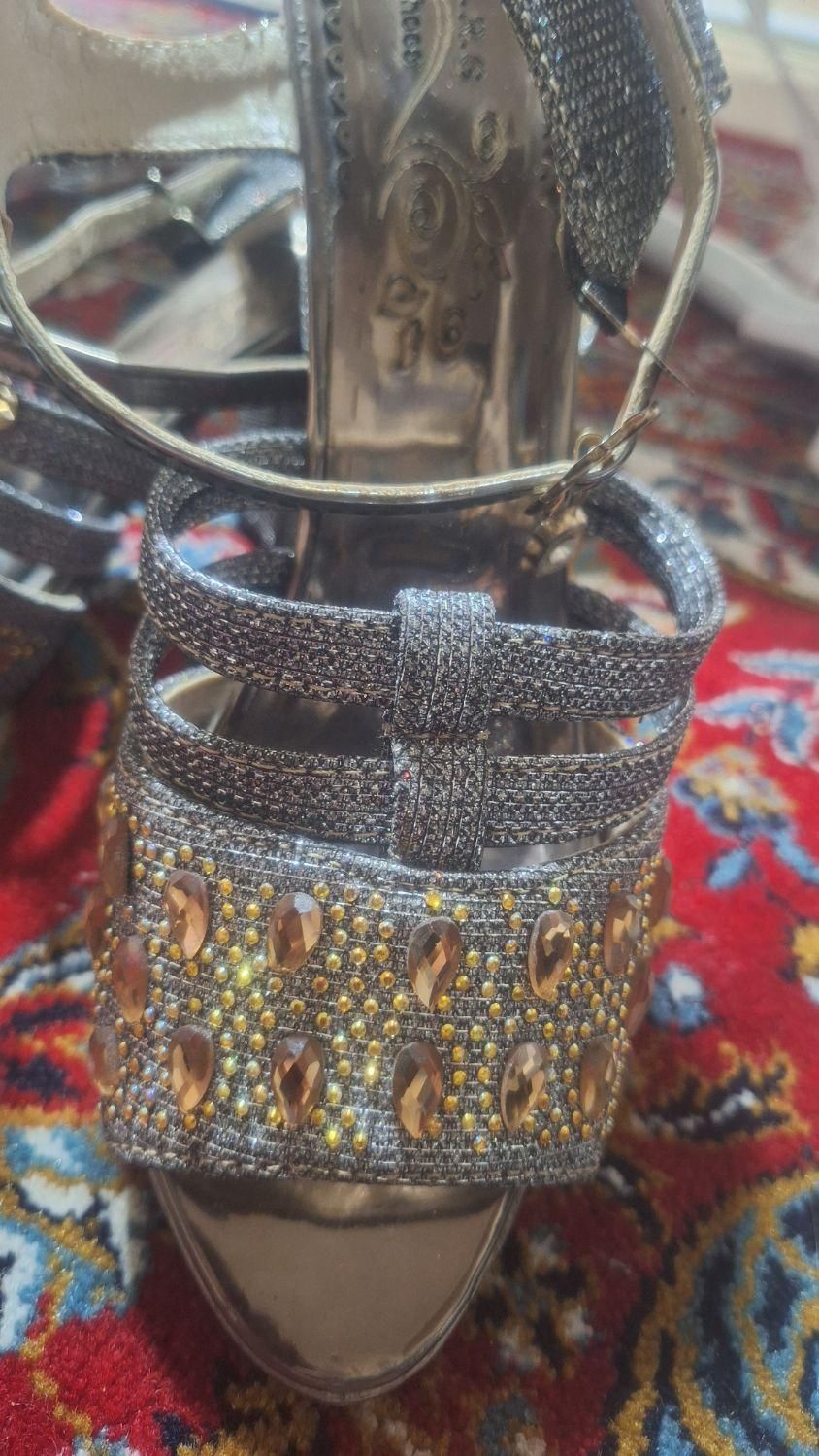 صندل مجلسی سایز ۴۰|کیف، کفش، کمربند|مشهد, شهرک امام هادی (شهرک غرب)|دیوار