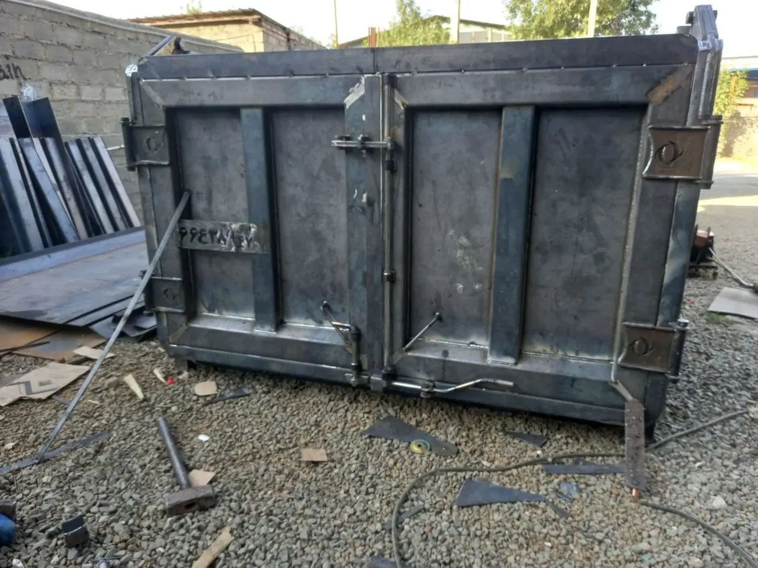 جوشکار برق و co2|استخدام صنعتی، فنی، مهندسی|اصفهان, گیان|دیوار