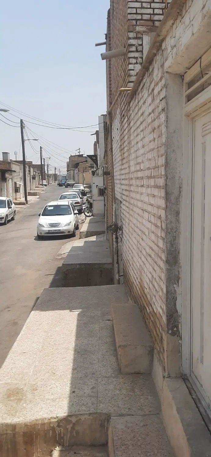 رهن و اجاره پارکینگ یا انباری در بیست متری شهرداری|اجارهٔ مغازه و غرفه|اهواز, بیست متری شهرداری|دیوار