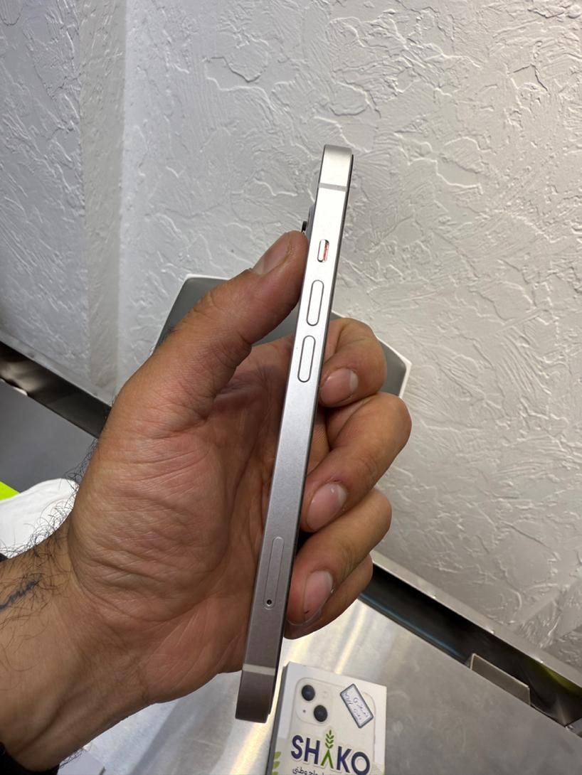 اپل iPhone 13 با حافظهٔ ۱۲۸ گیگابایت|موبایل|فردیس, |دیوار