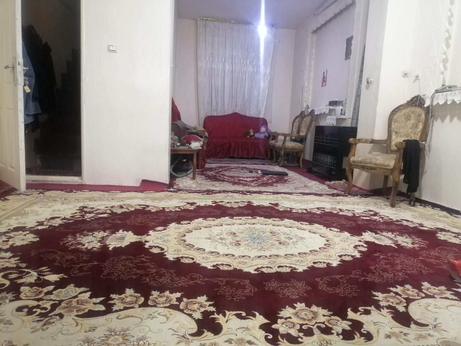 رهن کامل 3 طبقه مستغلاتی 400 هر طبقه 180 میلیون|اجارهٔ خانه و ویلا|تهران, هفده شهریور|دیوار