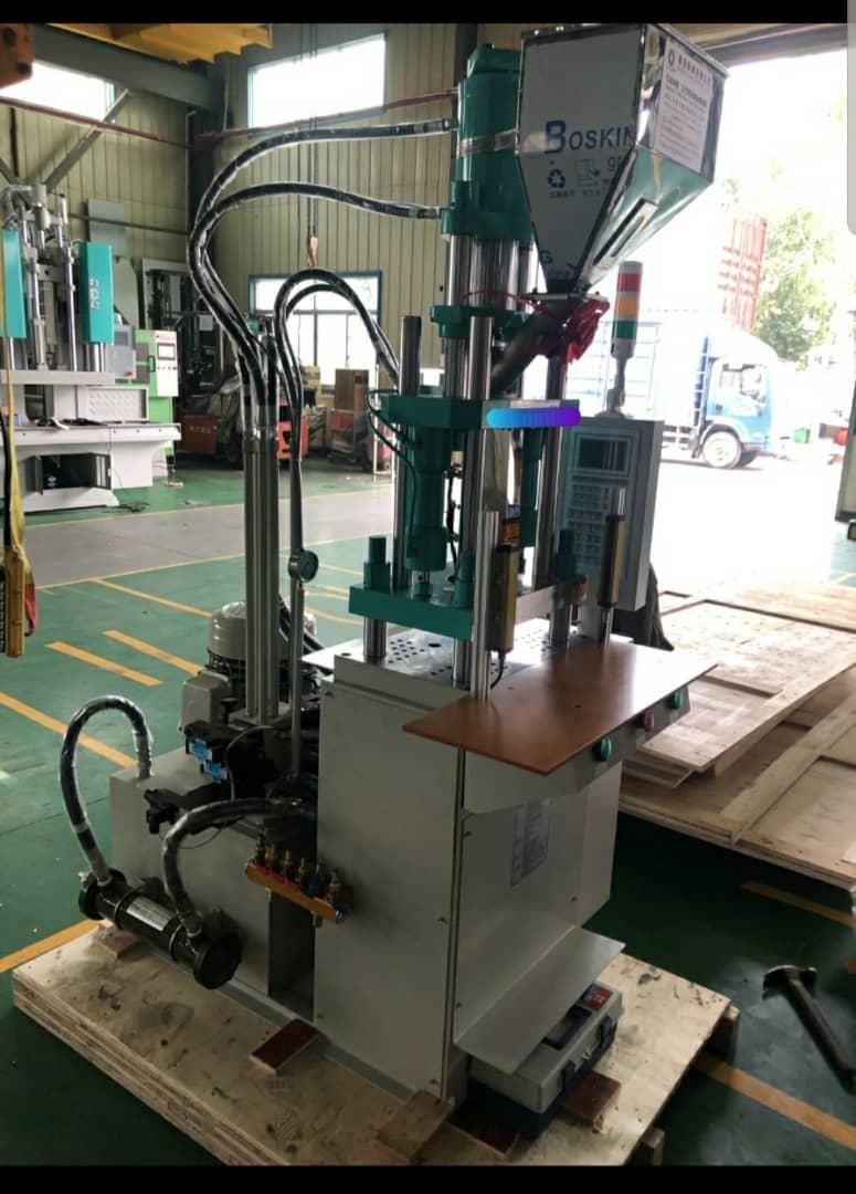 تزریق پلاستیک عمودی|ماشین‌آلات صنعتی|ری, |دیوار