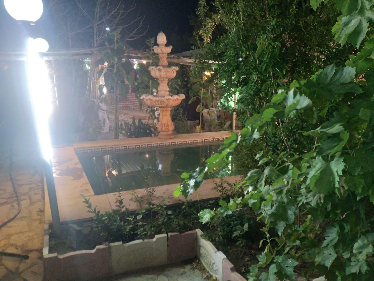 ویلا امن دنج محدود یولاق|اجارهٔ کوتاهمدت ویلا و باغ|ساوه, |دیوار