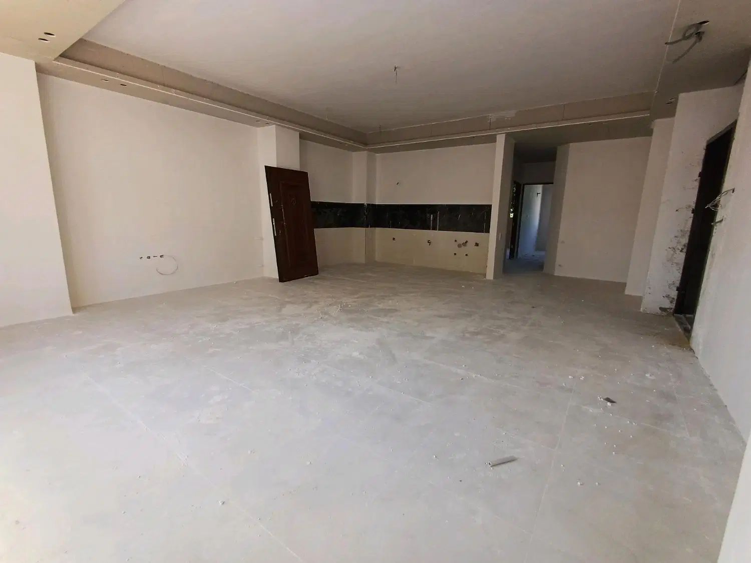 فروش آپارتمان ۱۰۵ متری/با پارکینگ اختصاصی|فروش آپارتمان|صومعه‌سرا, |دیوار