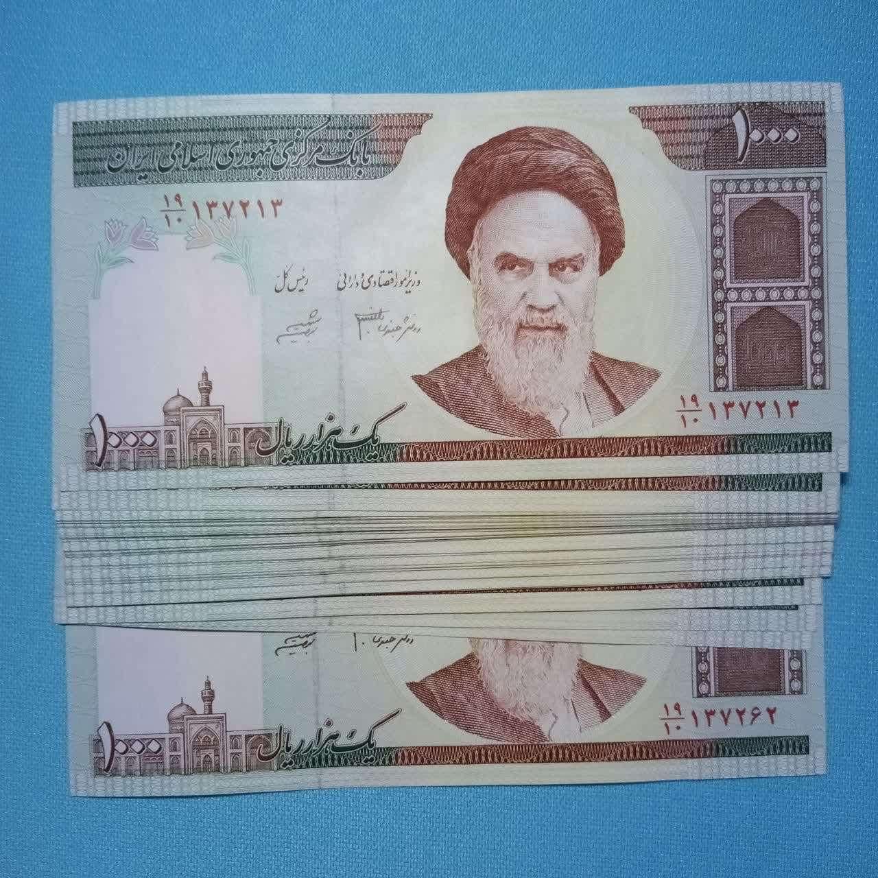 نصف بسته و سری اسکناس جهت تعویض با همکار|کلکسیون سکه، تمبر، اسکناس|تهران, وردآورد|دیوار