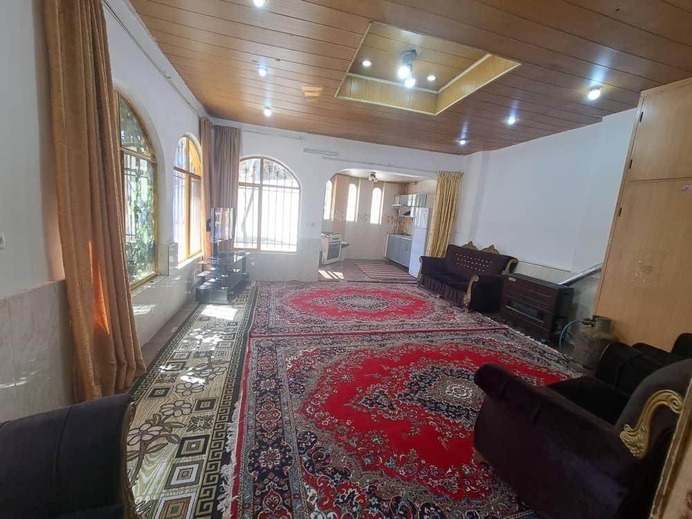 اجاره ویلا باغبهادران|اجارهٔ خانه و ویلا|باغ بهادران, |دیوار