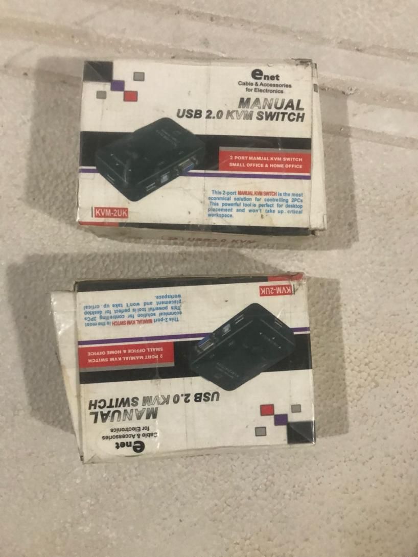 یه تعداد سیم رابط،متصلکننده کی وی ام،اداپتور|قطعات و لوازم جانبی رایانه|کهریزک, |دیوار