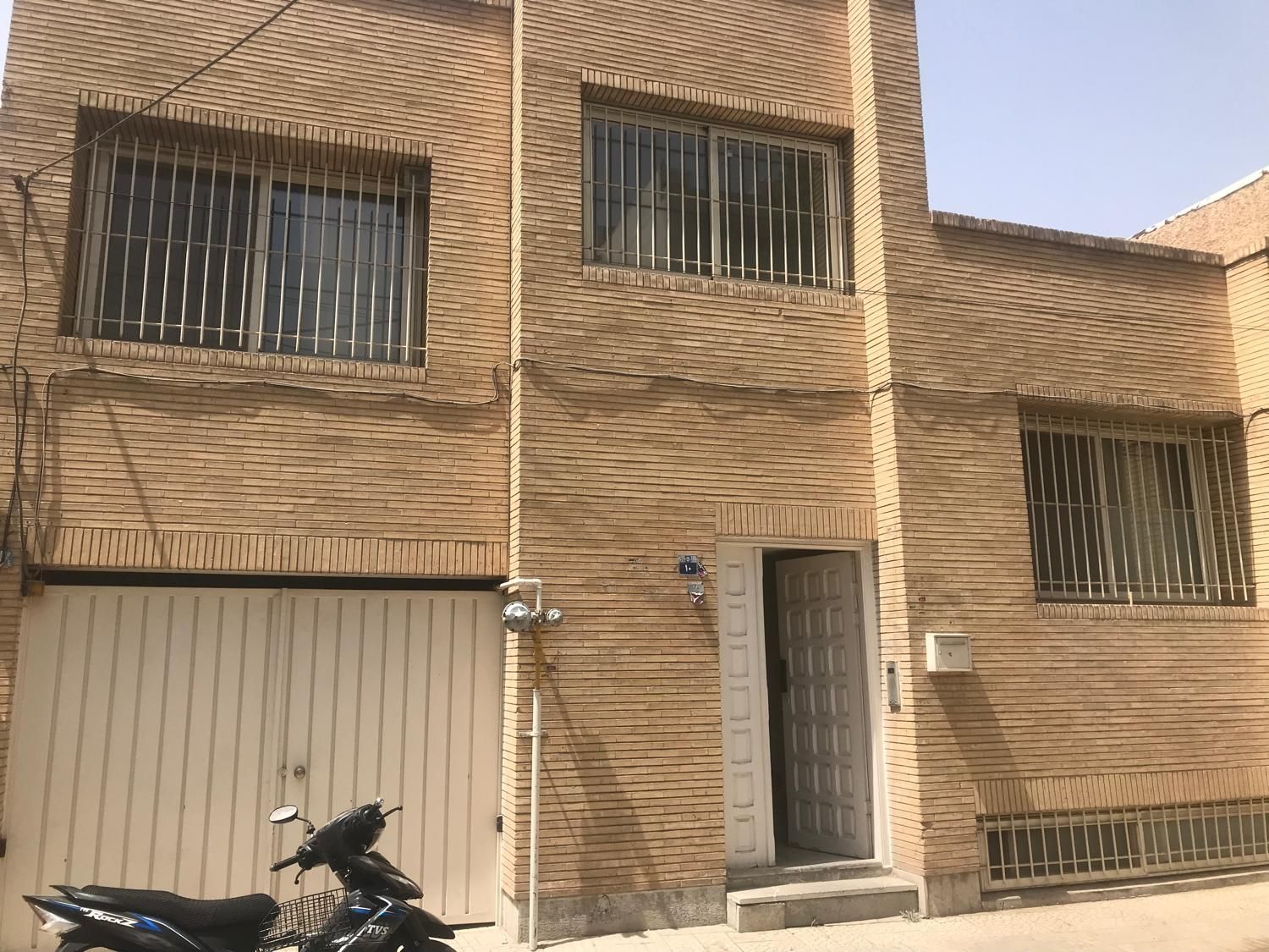 خانه ویلایی ۵۰۰ متر مهر آباد|اجارهٔ آپارتمان|اصفهان, مهرآباد|دیوار