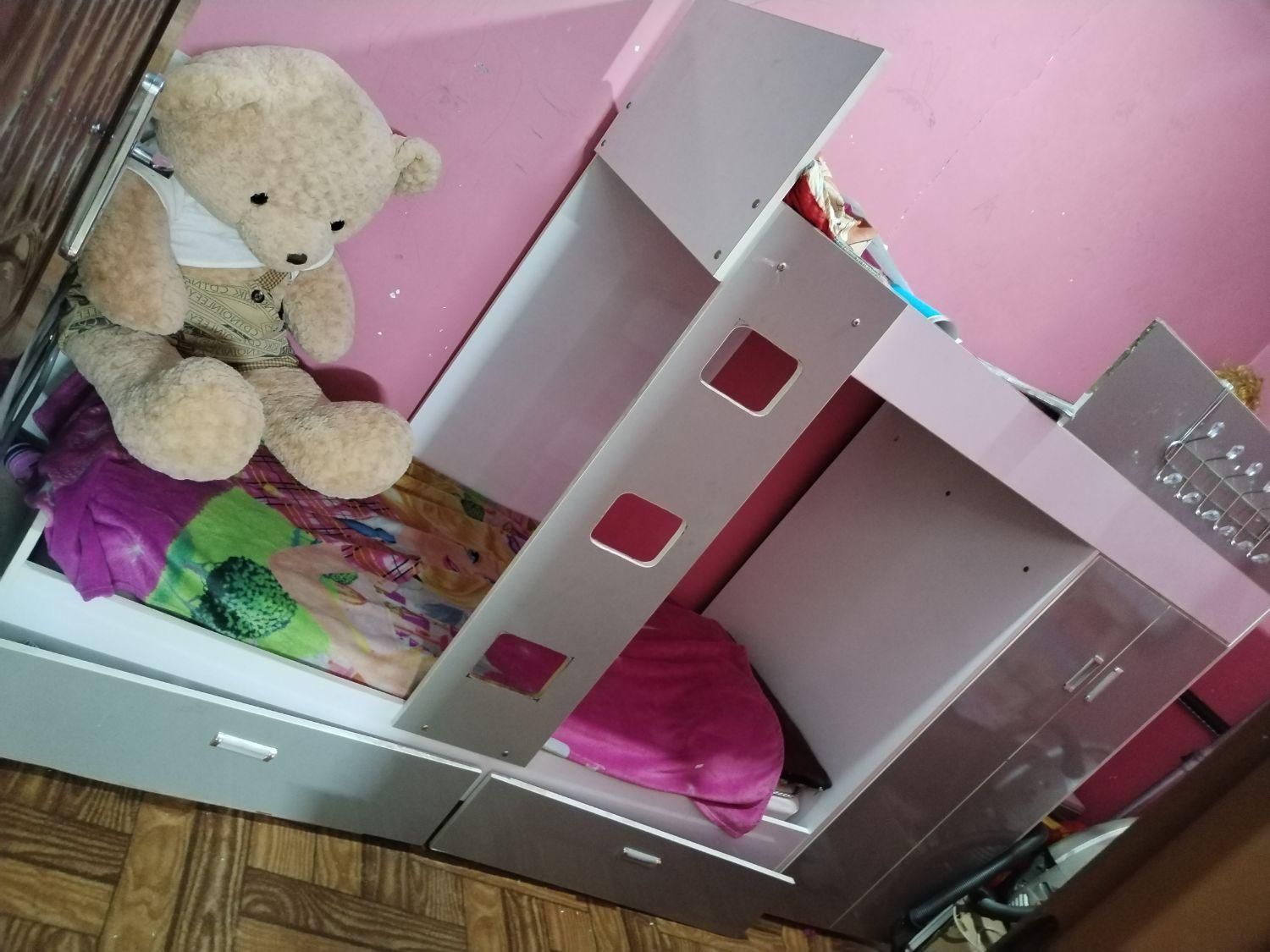 تخت دو طبقه کمد دار. کشو دار و شلف دار|تخت و سرویس خواب|اصفهان, لاله|دیوار