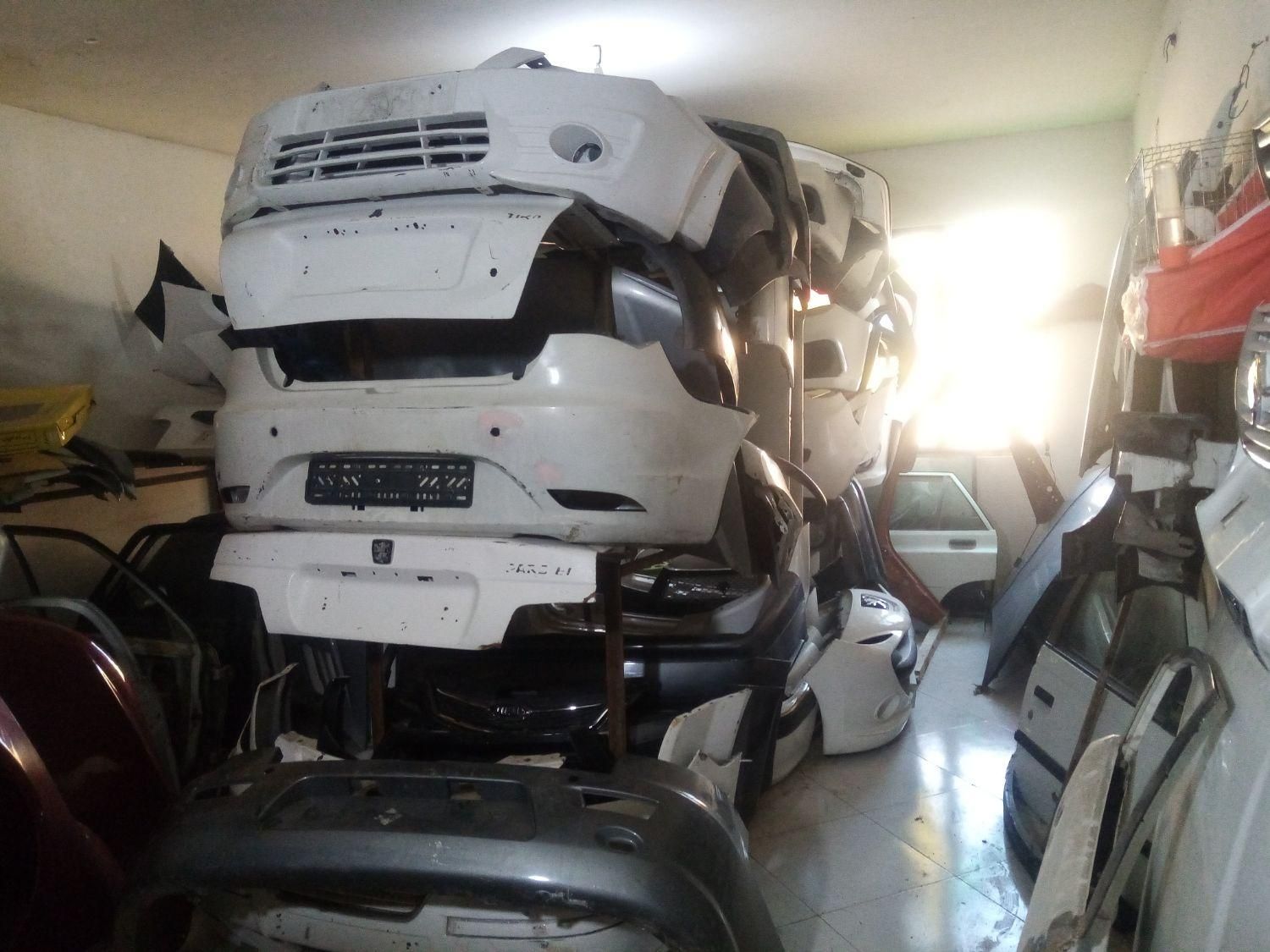 استوک سپر چینی ایرانی .بدنه چراغ|قطعات یدکی و لوازم جانبی|مشهد, الهیه|دیوار