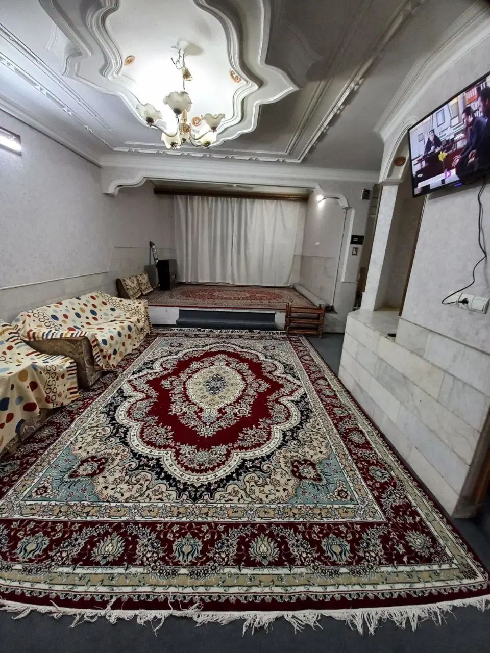 سوییت همکف دربست نزدیک بیمارستان افشار مرکز شهر|اجارهٔ کوتاه‌مدت آپارتمان و سوئیت|یزد, |دیوار