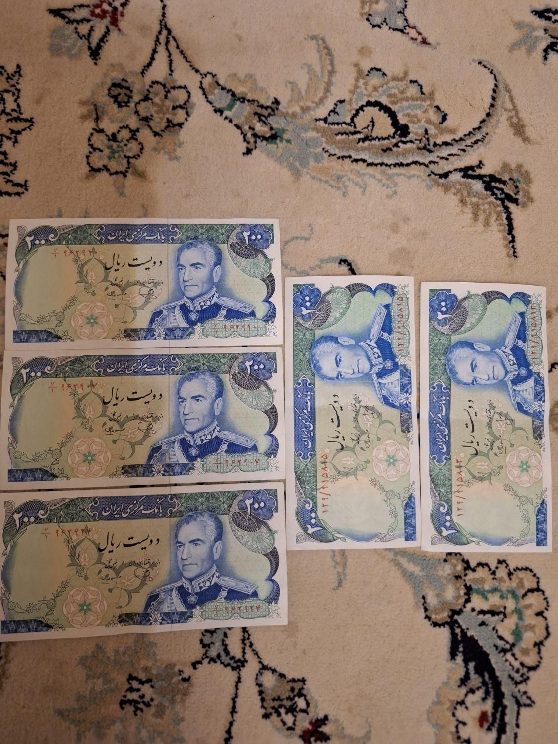 اسکناس ها تقریبا نو ودرجه ۱|کلکسیون سکه، تمبر، اسکناس|اصفهان, شیخ اشراق|دیوار