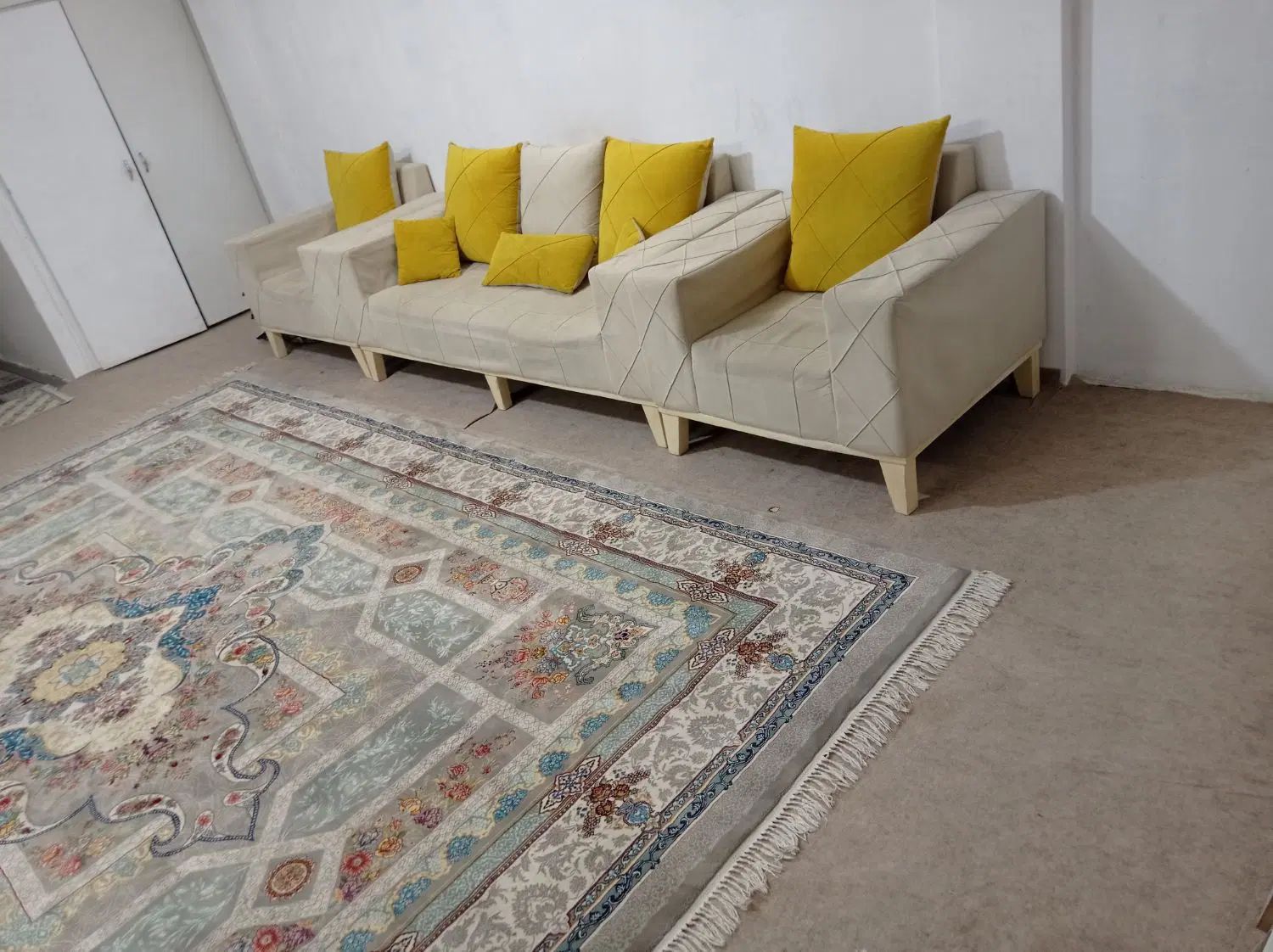 مبل شیک کم استفاده|مبلمان خانگی و میز عسلی|مشهد, طبرسی شمالی|دیوار